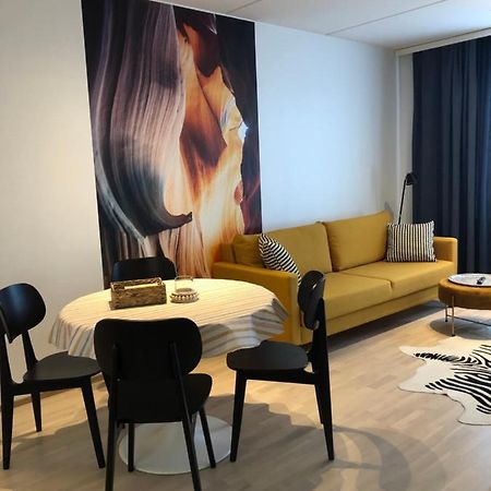 2 Rooms, In Front Of The Sea, Free Parking Oulu Exterior photo